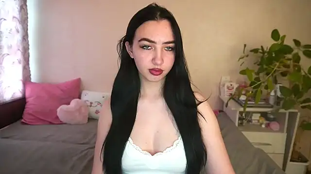 Snapshot of WildKittenX_ chatting on 07.05.26 WildKittenX online show from 07.05.26