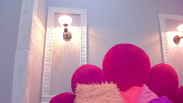 Bonniie 22 online show from 10.27.25