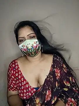 Snapshot of Bagi-Sexy chatting on 03.07.25 Bagi-Sexy online show from 03.07.25