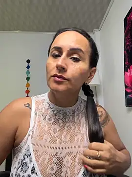 Snapshot of Sara_Charmy chatting on 05.28.26 Sara Charmy online show from 05.28.26