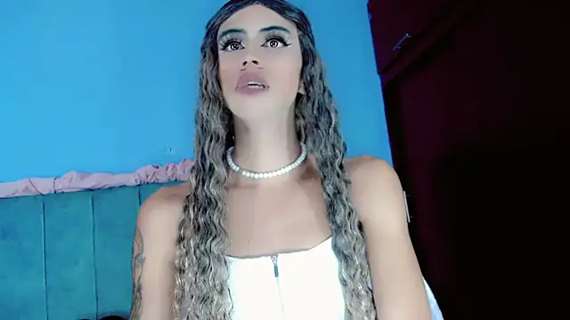 Snapshot of Anastasia_hots chatting on 02.27.25 Anastasia hots online show from 02.27.25