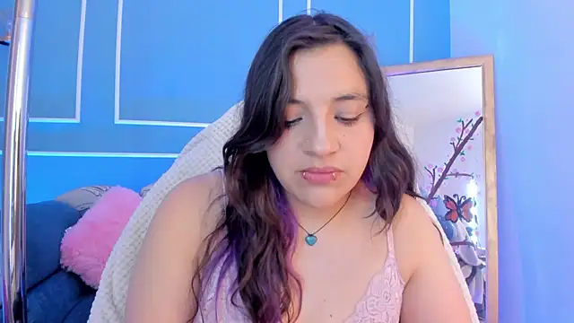 TaraTaylorr online show from 04.06.26