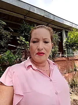 Snapshot of Sexy-Woman-Mature chatting on 05.08.26 Sexy-Woman-Mature online show from 05.08.26