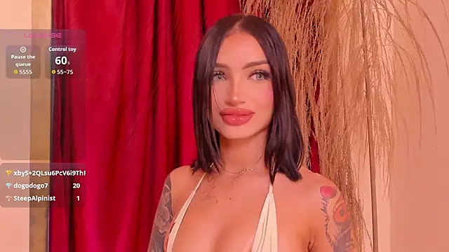 Snapshot of PeytonReeds chatting on 11.15.25 PeytonReeds online show from 11.15.25