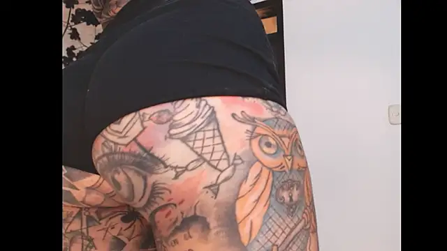 Sara Valkyri online show from 03.09.25