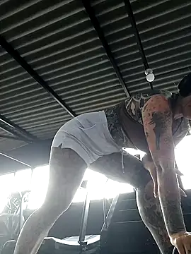 Sara Valkyri online show from 03.21.25