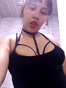 Snapshot of belinda_23 chatting on 03.14.25 belinda 23 online show from 03.14.25