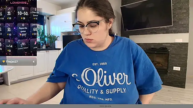 Layla- online show from 02.21.25