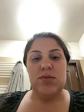 Layla- online show from 10.06.25