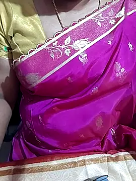 Snapshot of southindian-veena chatting on 03.11.25 southindian-veena online show from 03.11.25