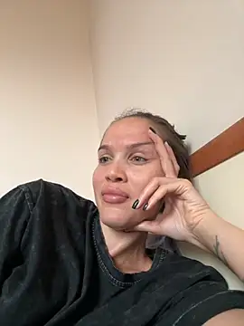 Beverly Hilll online show from 10.07.25