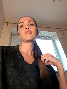 Beverly Hilll online show from 10.08.25