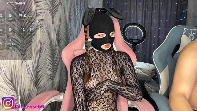 Snapshot of LallyRose69 chatting on 05.06.26 LallyRose69 online show from 05.06.26