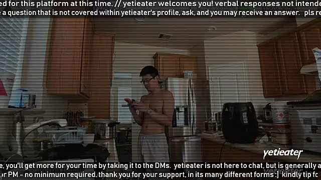 Snapshot of yetieater chatting on 05.16.26 yetieater online show from 05.16.26