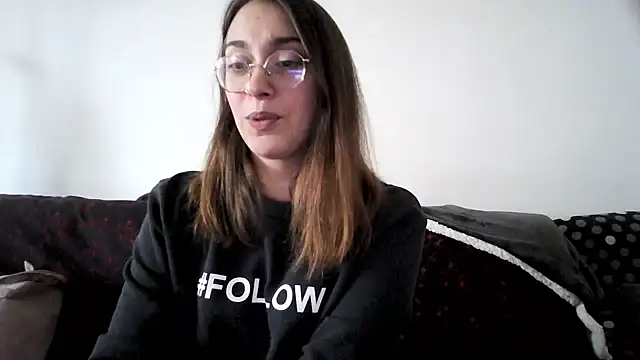 Snapshot of _little_blake chatting on 03.08.26 little blake online show from 03.08.26