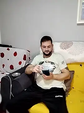 Snapshot of iurinicola chatting on 01.18.26 iurinicola online show from 01.18.26