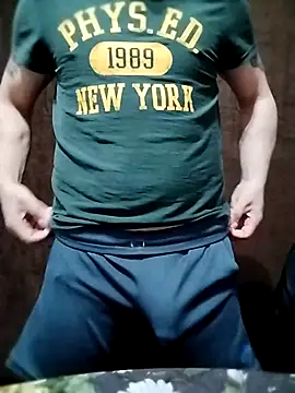 Snapshot of iurinicola chatting on 03.19.26 iurinicola online show from 03.19.26