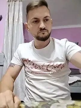 Snapshot of iurinicola chatting on 06.24.26 iurinicola online show from 06.24.26