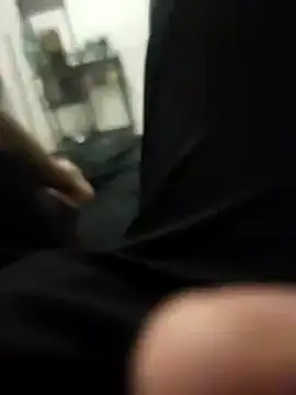 Snapshot of enoc369 chatting on 11.25.25 enoc369 online show from 11.25.25