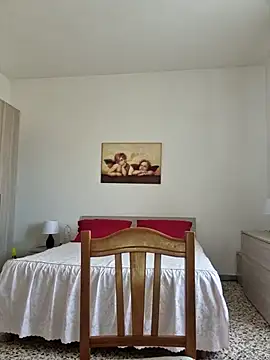 Snapshot of Gattina74 chatting on 09.17.25 Gattina74 online show from 09.17.25