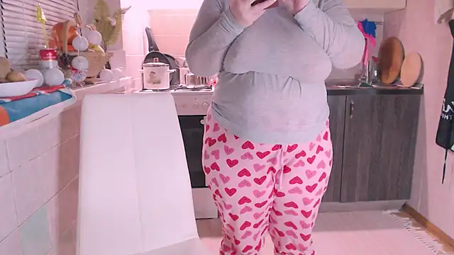 SoftLia online show from 12.31.24