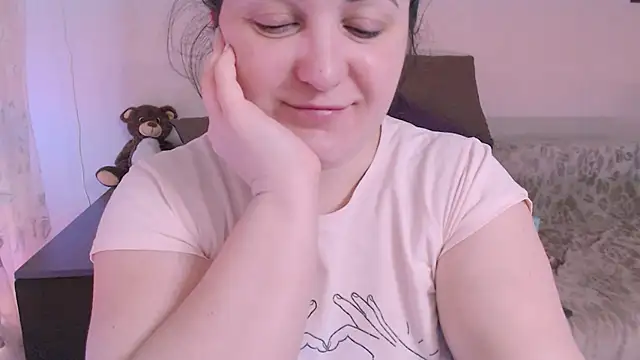 SoftLia online show from 02.15.25