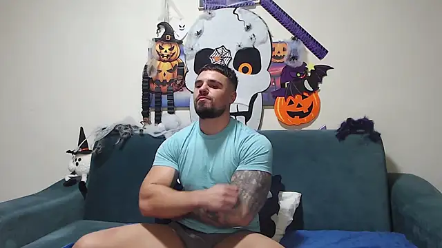 Tiberius hunk online show from 11.08.25