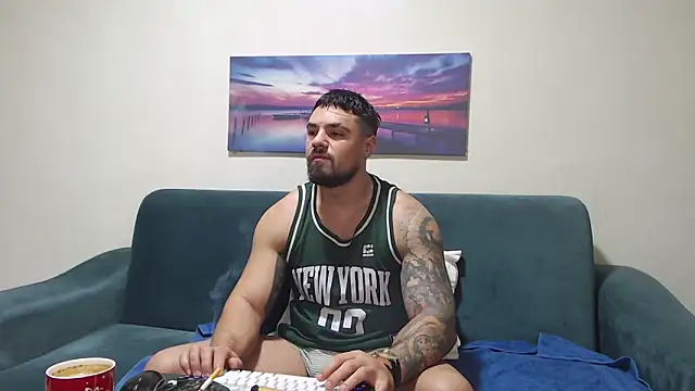 Snapshot of Tiberius_hunk chatting on 12.03.25 Tiberius hunk online show from 12.03.25