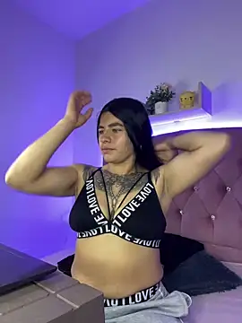 Snapshot of sofia_23x chatting on 03.10.25 sofia 23x online show from 03.10.25