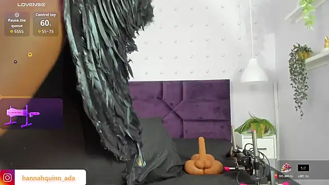 Hanaahquinn online show from 10.31.25