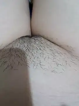 Snapshot of yakot7 chatting on 10.14.25 yakot7 online show from 10.14.25