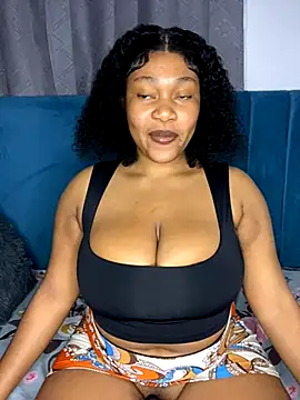 Snapshot of CuteSexyBoobz chatting on 09.24.25 CuteSexyBoobz online show from 09.24.25