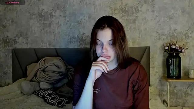 Snapshot of kitty_Cathie chatting on 04.29.26 kitty Cathie online show from 04.29.26