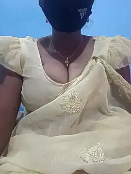 Snapshot of Sexyradha_ chatting on 02.28.26 Sexyradha online show from 02.28.26