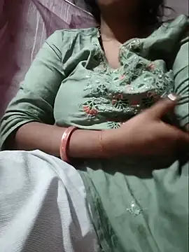 Snapshot of Sexyradha_ chatting on 06.06.26 Sexyradha online show from 06.06.26