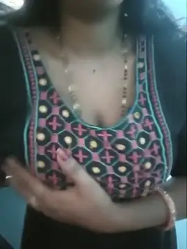 Snapshot of Sexyradha_ chatting on 06.29.26 Sexyradha online show from 06.29.26