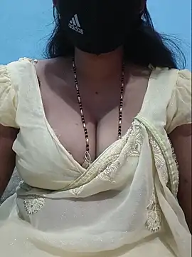 Snapshot of Sexyradha_ chatting on 06.29.26 Sexyradha online show from 06.29.26