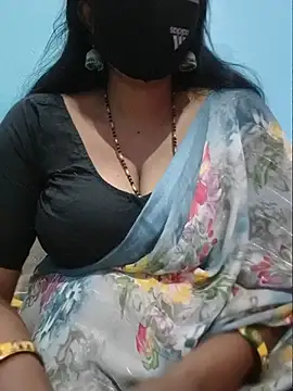 Snapshot of Sexyradha_ chatting on 07.02.26 Sexyradha online show from 07.02.26