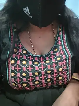 Snapshot of Sexyradha_ chatting on 07.03.26 Sexyradha online show from 07.03.26