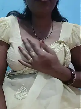 Snapshot of Sexyradha_ chatting on 07.16.26 Sexyradha online show from 07.16.26