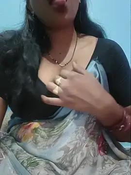 Snapshot of Sexyradha_ chatting on 07.22.26 Sexyradha online show from 07.22.26