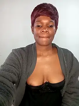 Snapshot of Missvixen81 chatting on 05.10.26 Missvixen81 online show from 05.10.26