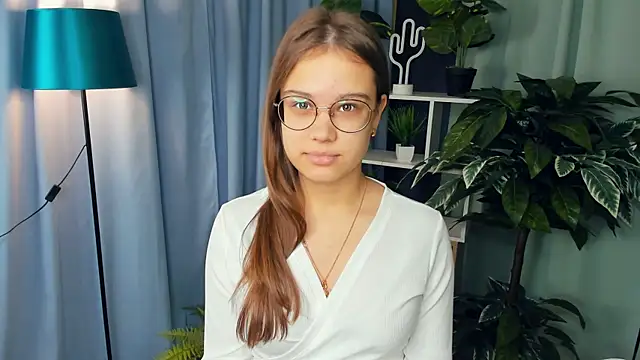 Snapshot of GarynFeltham chatting on 03.02.25 GarynFeltham online show from 03.02.25