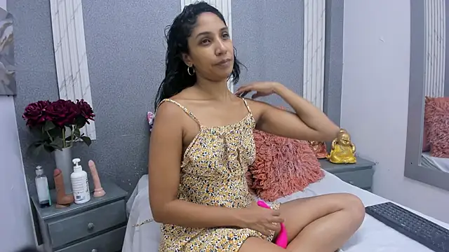 Lucy Canel online show from 09.10.25