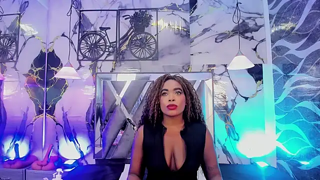 CandyMartinez  online show from 05.22.26
