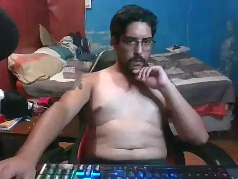 Snapshot of genganrr chatting on 03.05.25 genganrr online show from 03.05.25