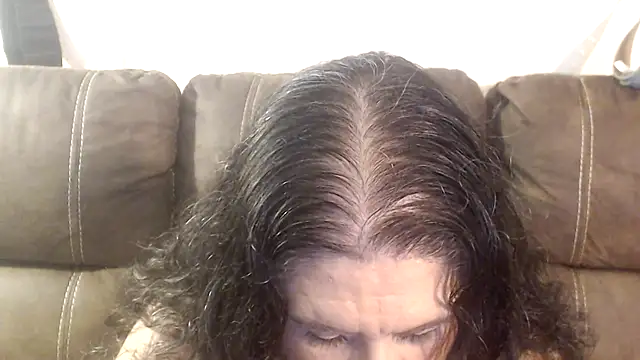 Dreaming Of Blue online show from 11.02.25