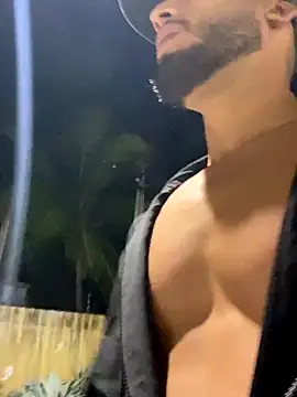 Snapshot of Dasul_ chatting on 11.24.25 Dasul online show from 11.24.25