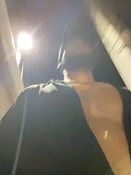 Snapshot of Dasul_ chatting on 12.04.25 Dasul online show from 12.04.25