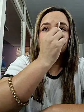 mandy-moore online show from 02.04.26